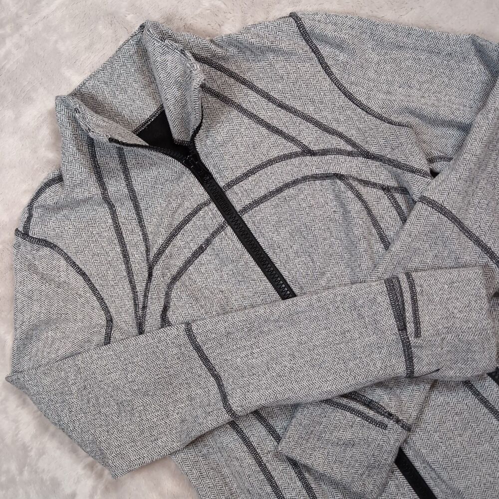 Lululemon Define Jacket Womens 10 Gray Full Zip Thumb Holes Yoga Active Athletic
